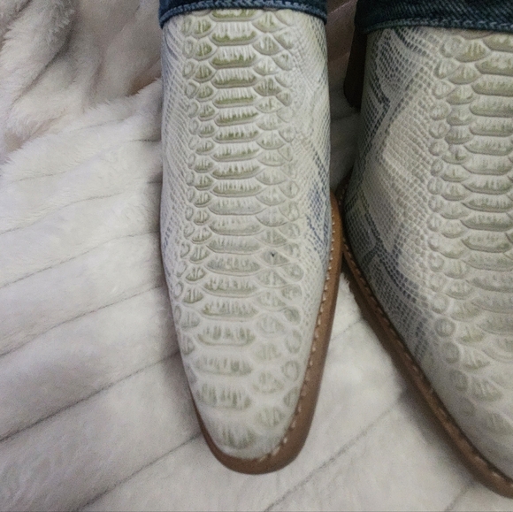 DINGO Denim Dreams Leather Boots - Picture 3 of 15